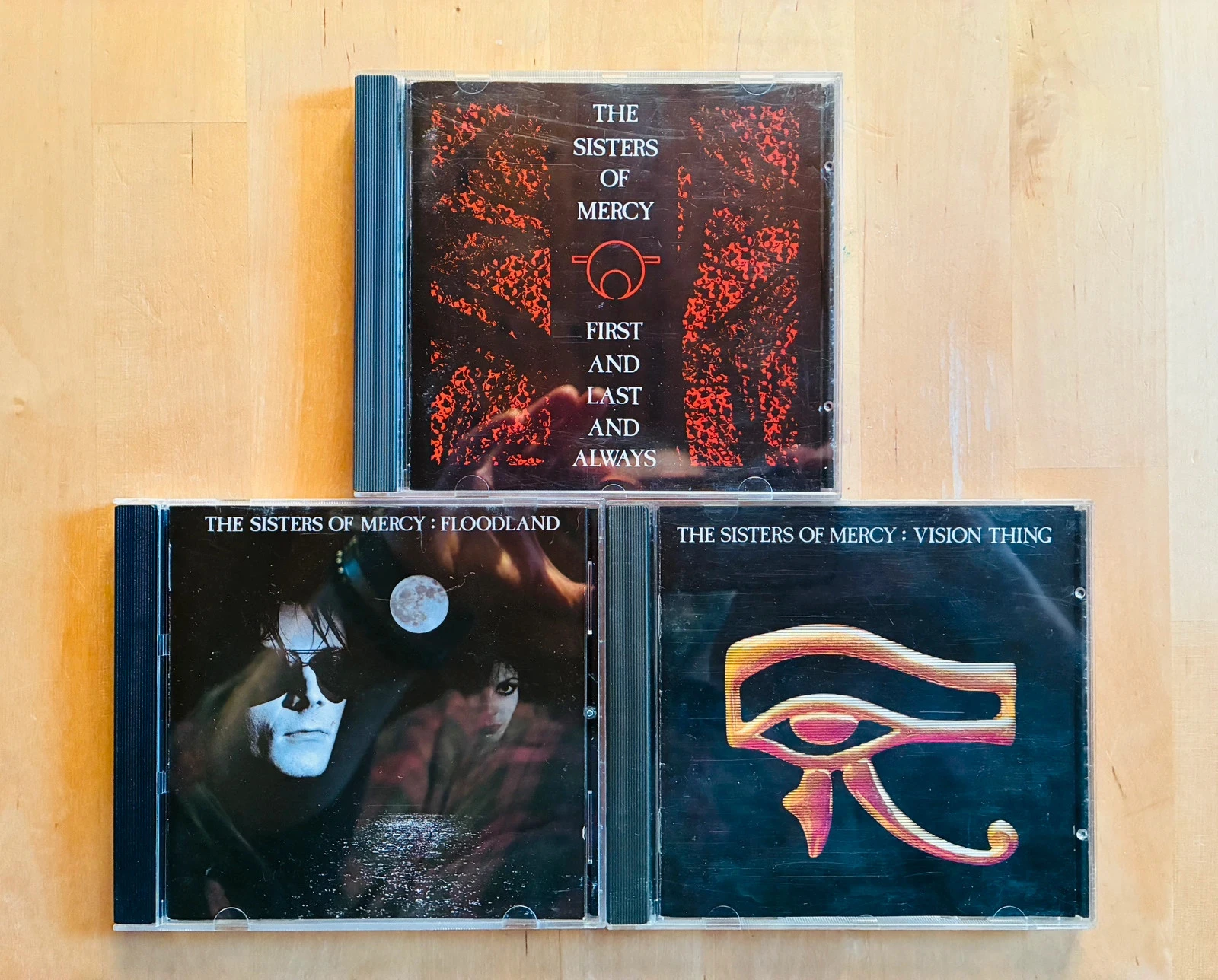 Intégrale 3 CD Sisters of Mercy: First and Last and Always/Floodland/Vision Thing.